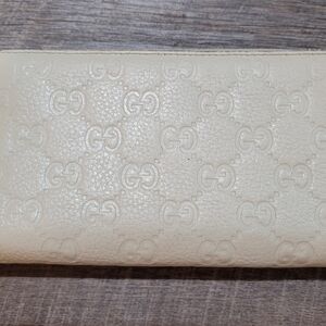 Gucci Cream Embossed Women's Bag